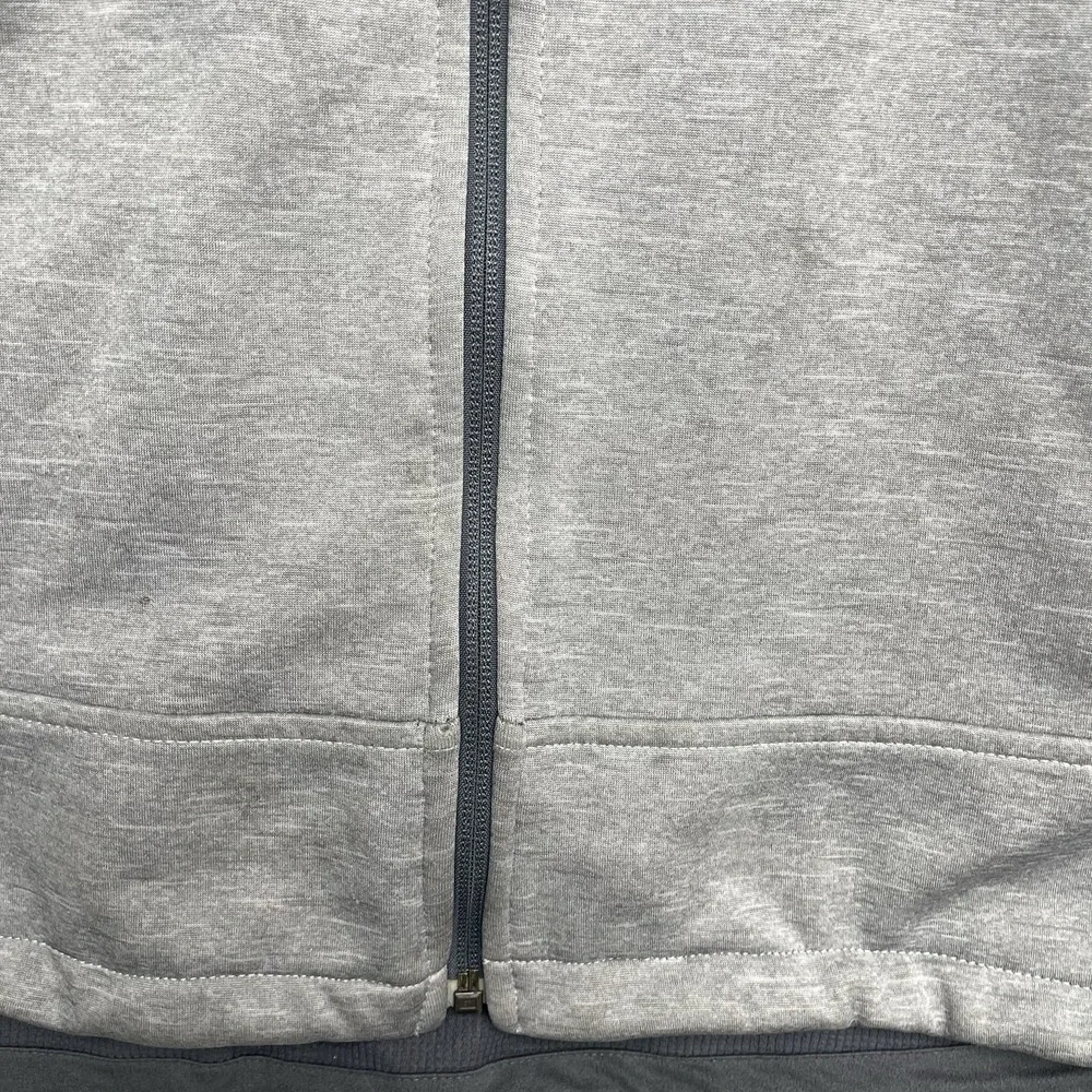 The North Face shop confidence